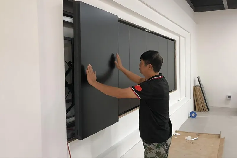 Proces instalacji uchwytu wyświetlacza LED