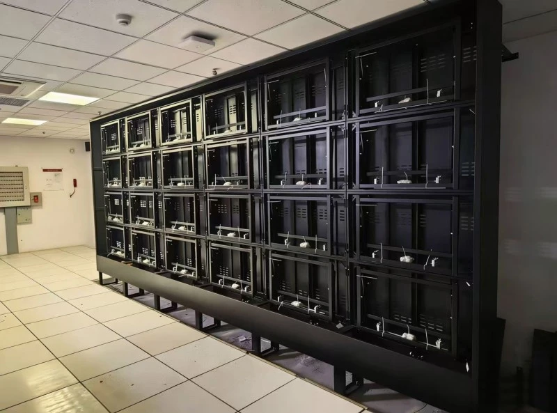 Telescopic Hydraulic Mechanical Bracket